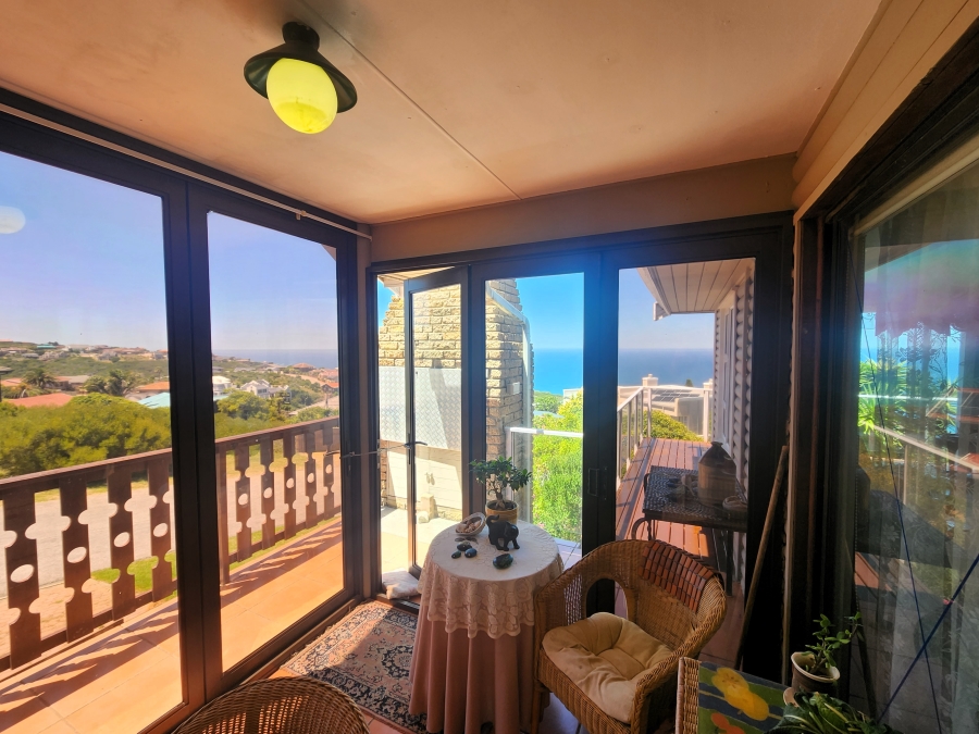 4 Bedroom Property for Sale in Dana Bay Western Cape